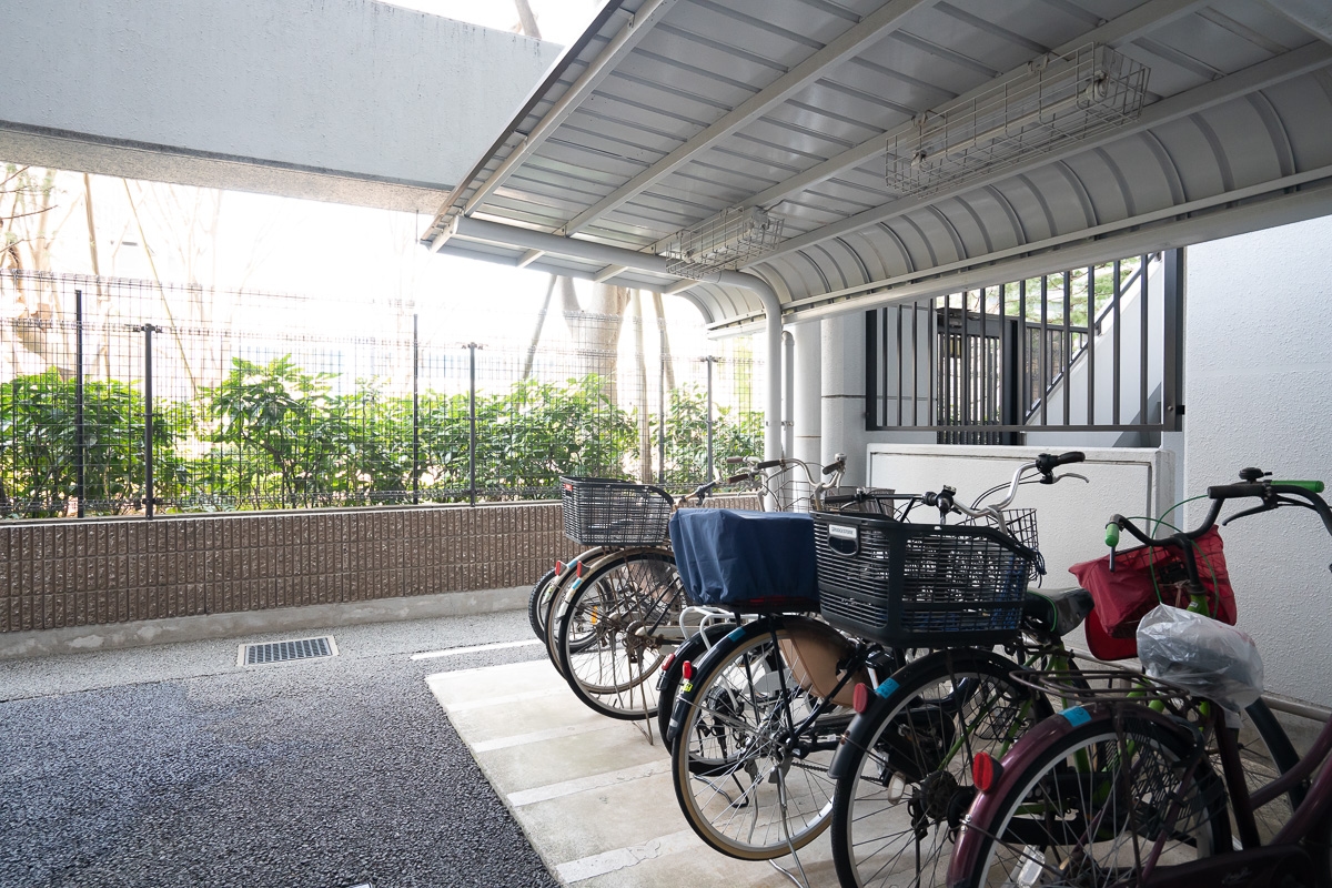 ライオンズマンション新小岩駅前弐番館の駐輪場